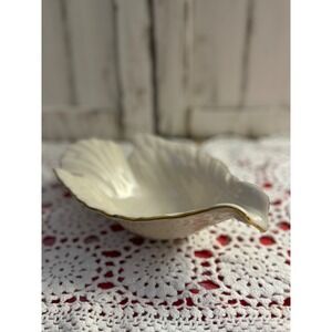 Vintage Lenox Dove Candy Dish w/24 Kt Gold‎ Trim in Lenox Cream Fine China B21